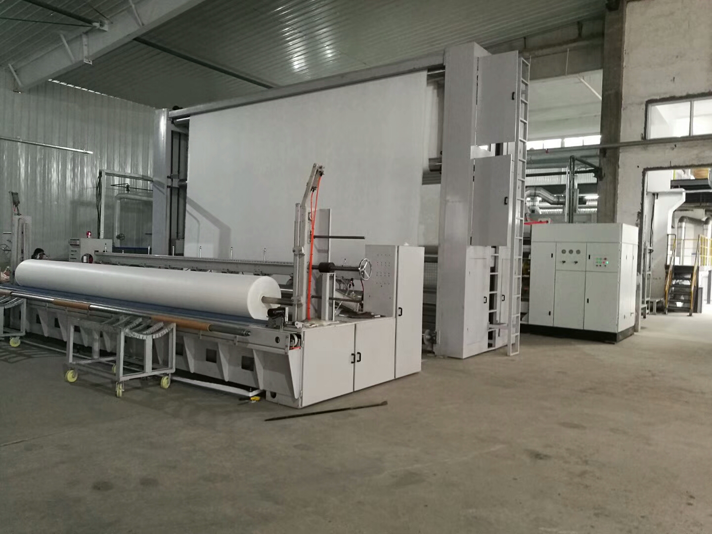 在生態(tài)環(huán)境中防滲土工布優(yōu)勢(shì)在哪？-土工布